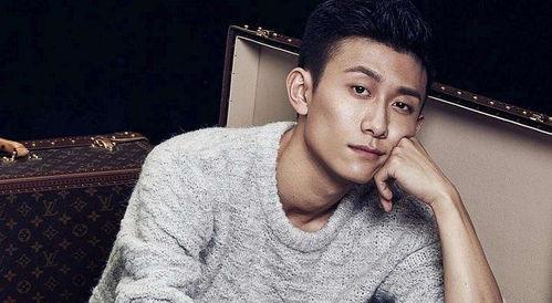 李明德爆料娱乐圈恋情,李明德独家爆料,明星情侣甜蜜互动引关注 第3张 李明德爆料娱乐圈恋情,李明德独家爆料,明星情侣甜蜜互动引关注 第3张